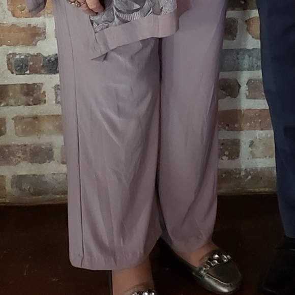 Mother of the Bride pants suit - Picture 2 of 4